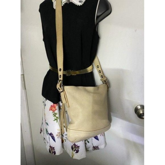 coach beige leather cross body bag - Picture 6 of 8